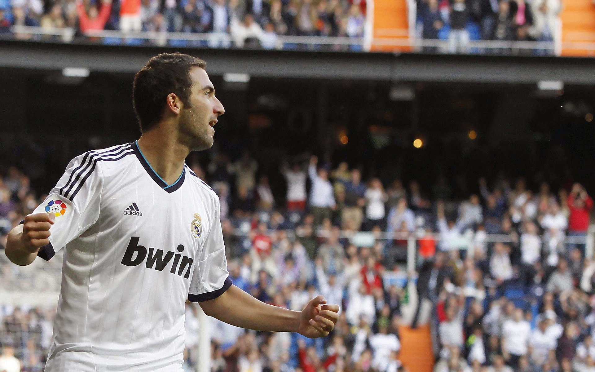 AB线上线下结合，NBA新一轮科技应用引关注