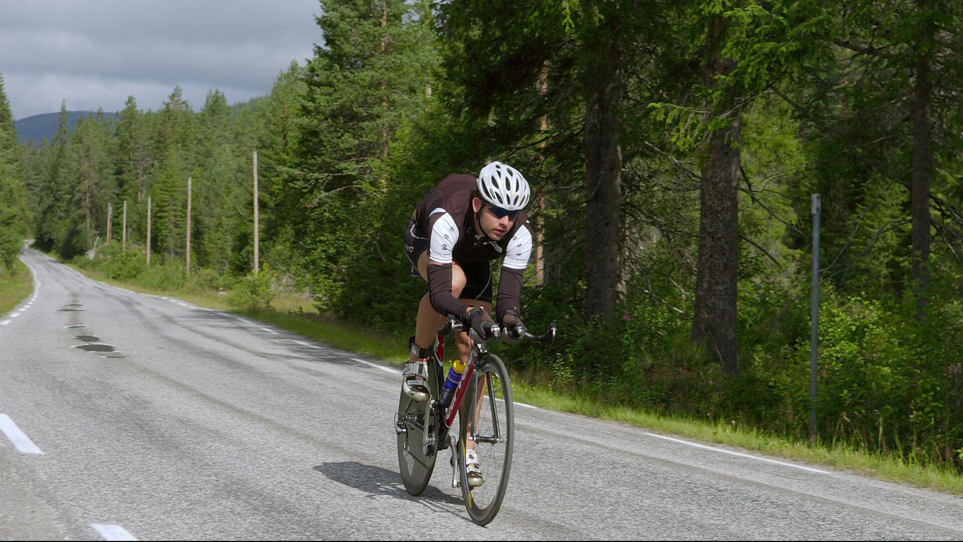 九游娱乐官网 (jiuyou)-AI分析让比赛更激烈：智能算法助力战术优化，ai智能算法是什么